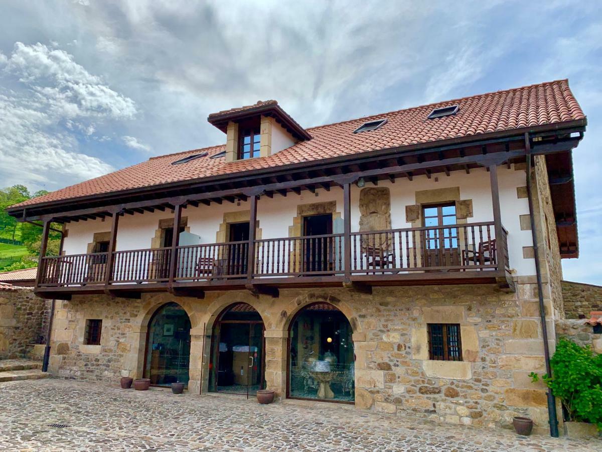 Akla Hotel Suites Valles Pasiegos Saro エクステリア 写真