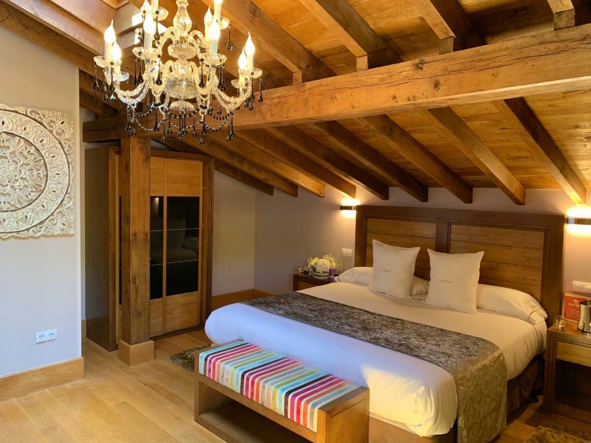 Akla Hotel Suites Valles Pasiegos Saro エクステリア 写真